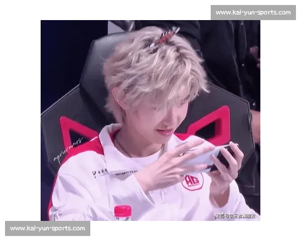 镜头内外皆是戏，电竞主持人的辛酸与荣耀你可知