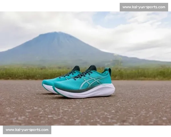 智能跑鞋首次亮相，实时数据分析，你的每一步都在被“看见”